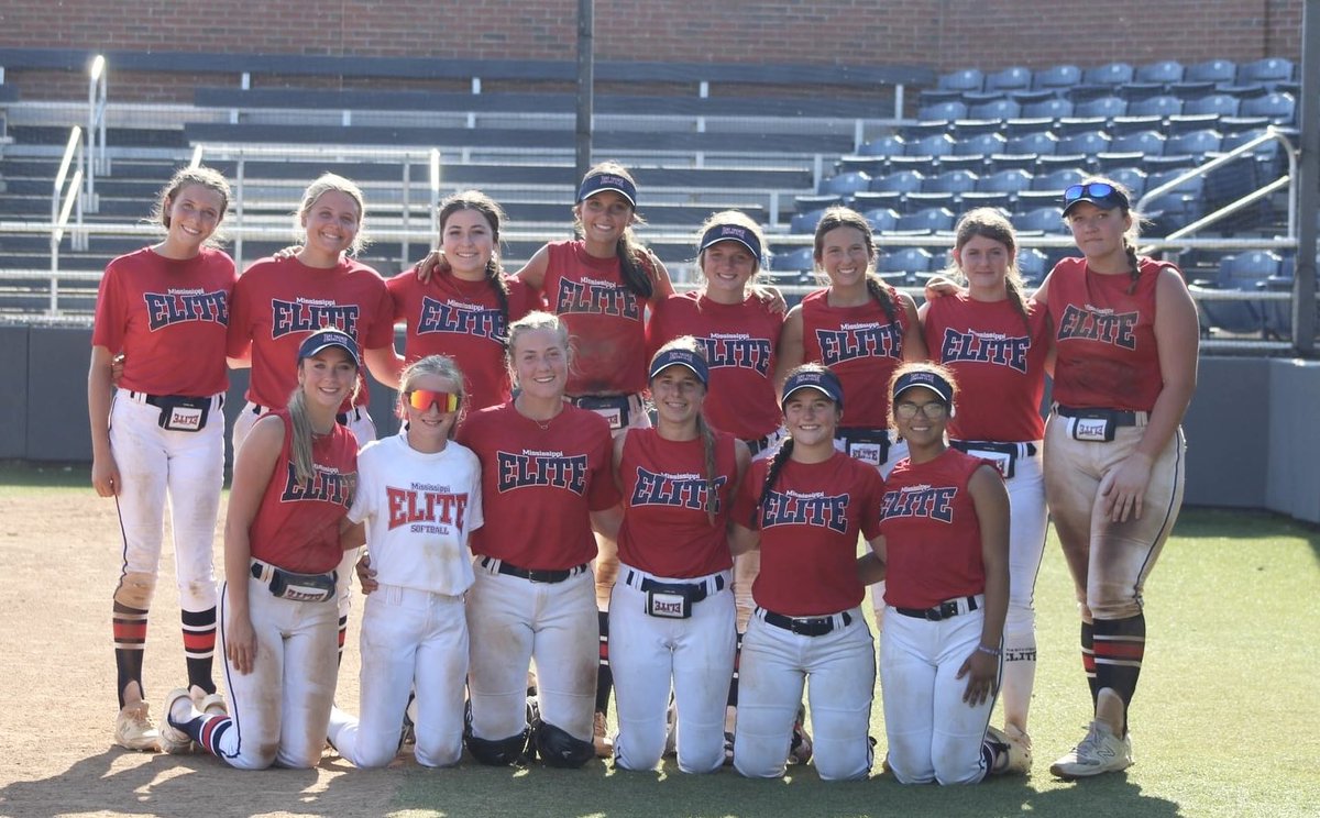 addieac9's tweet photo. Enjoyed playing at Chipola last weekend with my Mississippi Elite teammates!  Looking forward to a summer of softball! @KalliSlade  @isabella_ladner @chipolasoftball https://t.co/CaTde79b2F