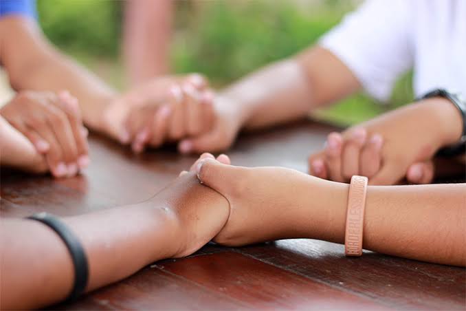 LET'S PRAY 🙏🏾 

Dear God, here we are again to worship and glorify You. We continue to put our trust in You, for You care for us. May your goodness and mercy follow us in all we do today. Amen