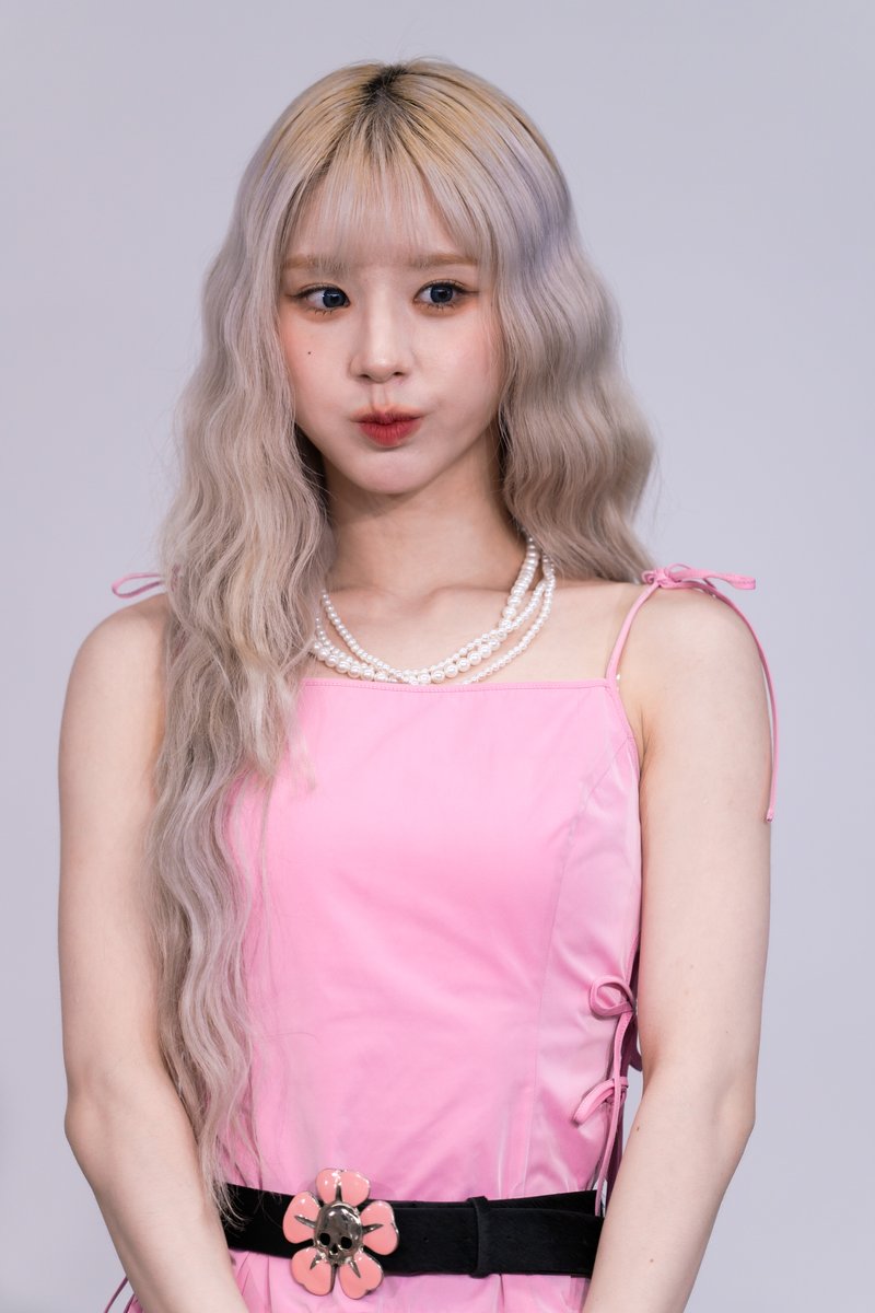 Stainless_1019's tweet image. 240615

🌙🫠🩷

drive.google.com/drive/folders/…

#HeeJin #희진
#Dall #Devine_All_Love_Live #Virtual_Angel
#ARTMS #OURII