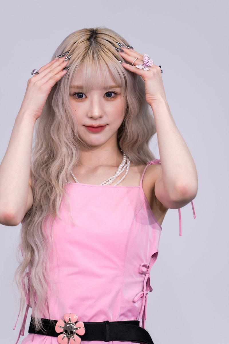 Stainless_1019's tweet image. 240615

🌙🫠🩷

drive.google.com/drive/folders/…

#HeeJin #희진
#Dall #Devine_All_Love_Live #Virtual_Angel
#ARTMS #OURII