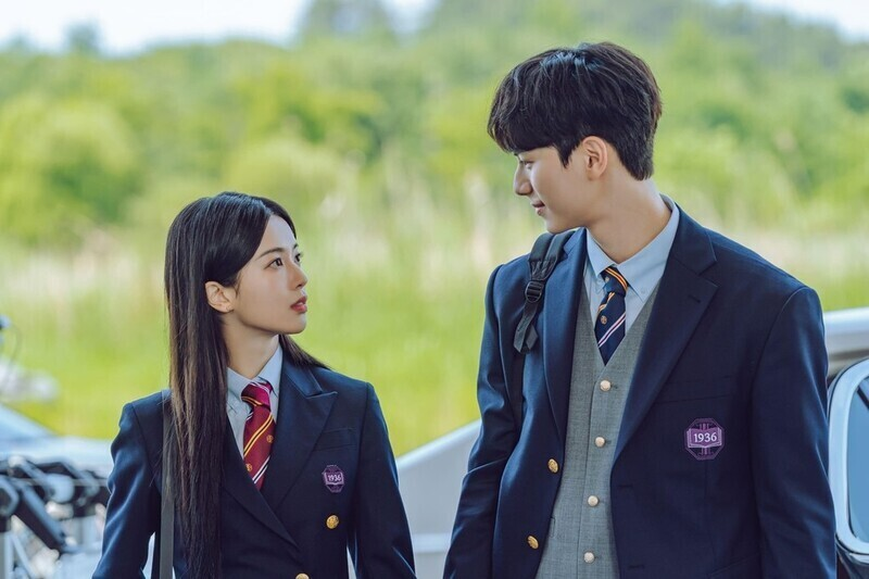 kvibe_yonhap's tweet image. '#Hierarchy' tops #Netflix's non-English TV chart
#하이라키 #넷플 #OTT #노정의 #이채민 #김재원 #지혜원 #이원정 #kdrama @NetflixKR @netflix 
korean-vibe.com/news/newsview.…