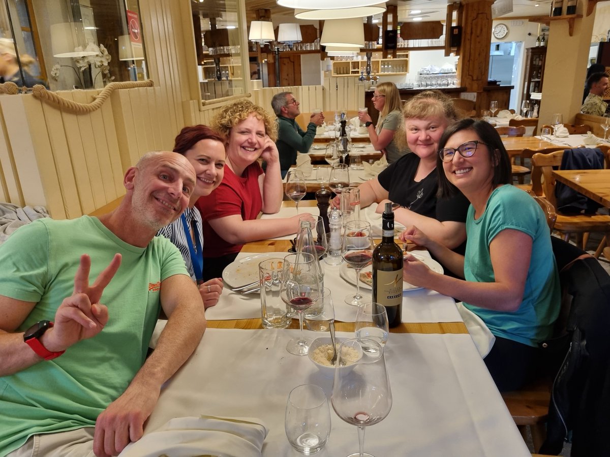 Ksenia Groh (@kseniagroh) on Twitter photo Last night had a pleasure to hang out with 'real', hardcore ecologists and evolutionary biologists 🙂 <a href="/WorldBioForum/">World Biodiversity Forum</a> Thoroughly enjoyed the conversations, though must admit that some technicalities e.g. regarding genomic assembly for cryptic species were just beyond my grasp 😅 Last night had a pleasure to hang out with 'real', hardcore ecologists and evolutionary biologists 🙂 <a href="/WorldBioForum/">World Biodiversity Forum</a> Thoroughly enjoyed the conversations, though must admit that some technicalities e.g. regarding genomic assembly for cryptic species were just beyond my grasp 😅