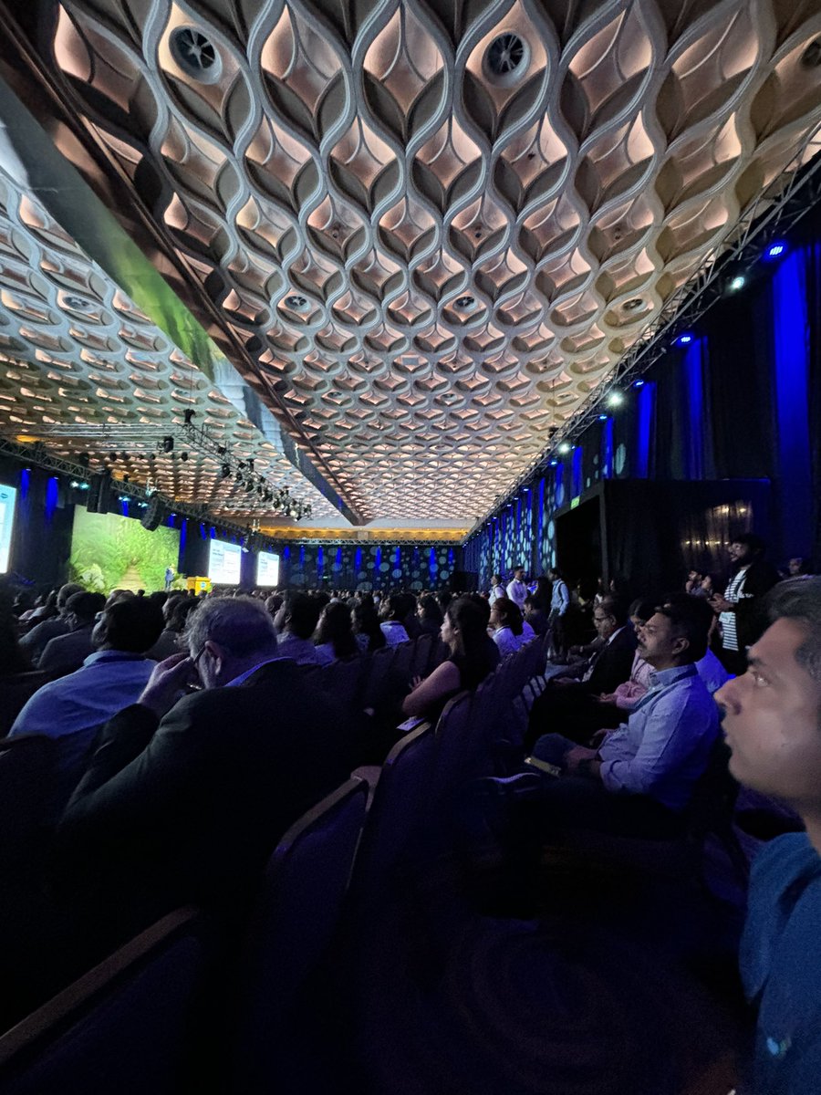 gauravkheterpal's tweet image. Raining cats &amp;amp; dogs in Mumbai- yet the @salesforce World Tour Essentials Mumbai is packed to the brink, standing room only’

The city that never stops, the city that never sleeps &amp;amp; the city where business never stops- MUMBAI!

#Salesforce #SalesforceTour #SalesforceIndia #India