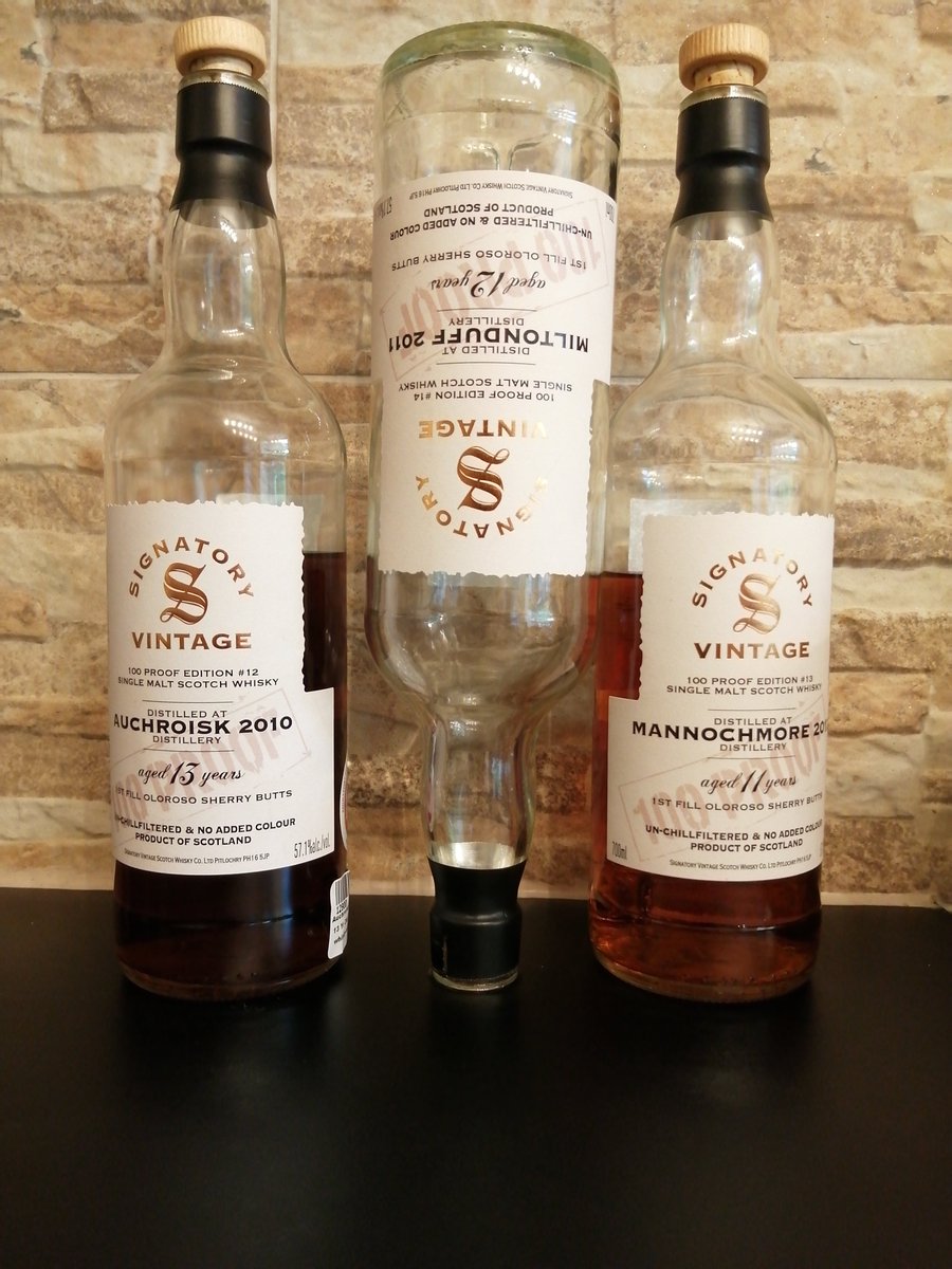 BertSmedley's tweet photo. @LowWhines They're all worth getting tbh. Miltonduff is the pick* - a clean (old school) #SherryBomb and a #RealSipper.
The 'Tauchers, though... so much #complexity - flavour development "out the Wazoo".
Linkwood is very (typically)... "Linkwood-y"🙃
*#LevelsNeverLie👀 https://t.co/hoo7RAa4sE