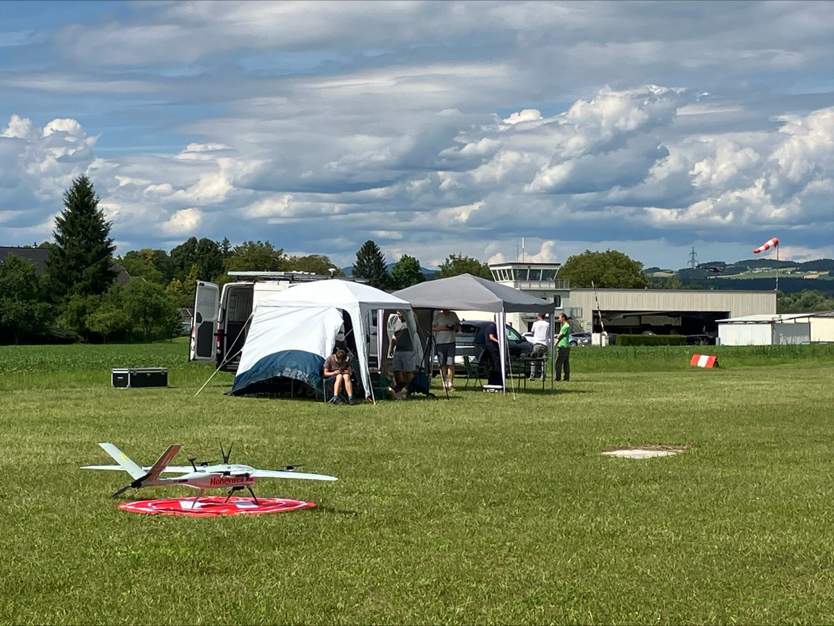OperA_Sesar3's tweet image. This week  Honeywell and Frequentis teams are conducting GCS and USSP flight testing within OperA Solution B at Amstetten airfield in Austria. 

Read more: project-opera.eu/2024/06/18/gcs…