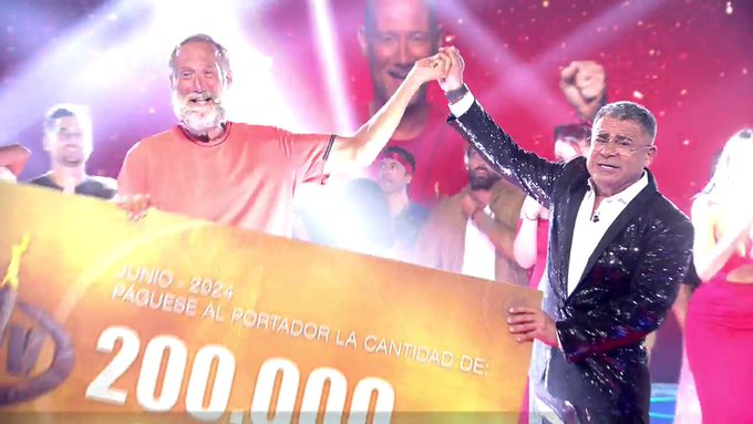 blvcom's tweet photo. 🏝️ LA GRAN FINAL de @Supervivientes #SVFinal en @telecincoes firmó 3.860.000 ESPECTADORES ÚNICOS (AA).

🥥  El programa con la victoria de @pgaguado consiguió 1.677.000 espectadores de audiencia media y el 22.1% de cuota de pantalla.

#Audiencias 📺📊 https://t.co/TUJaTIwnzl