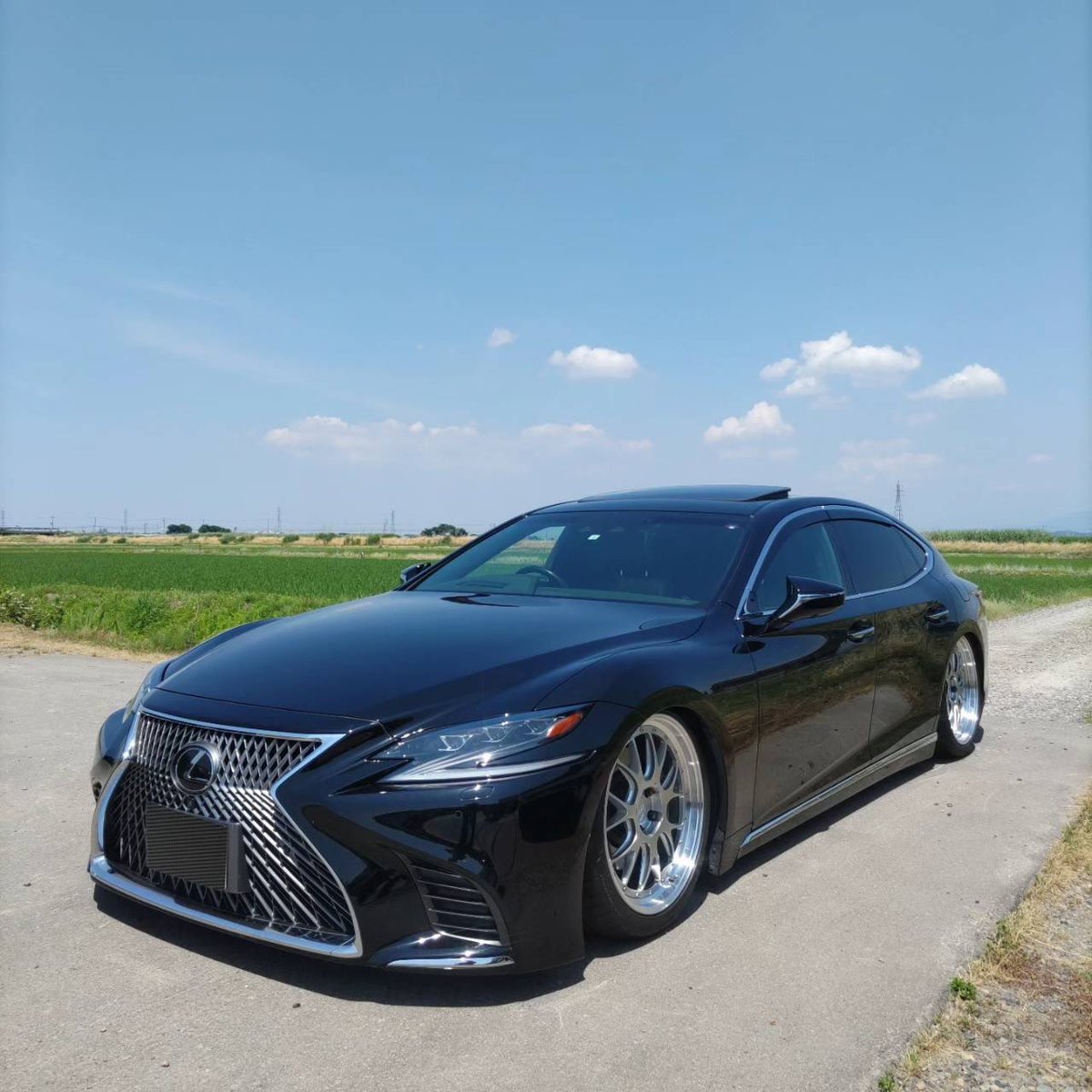 ROAMAIR Lexus LS500 新潟県のエアサス取り付けはコンドウカーサービス 