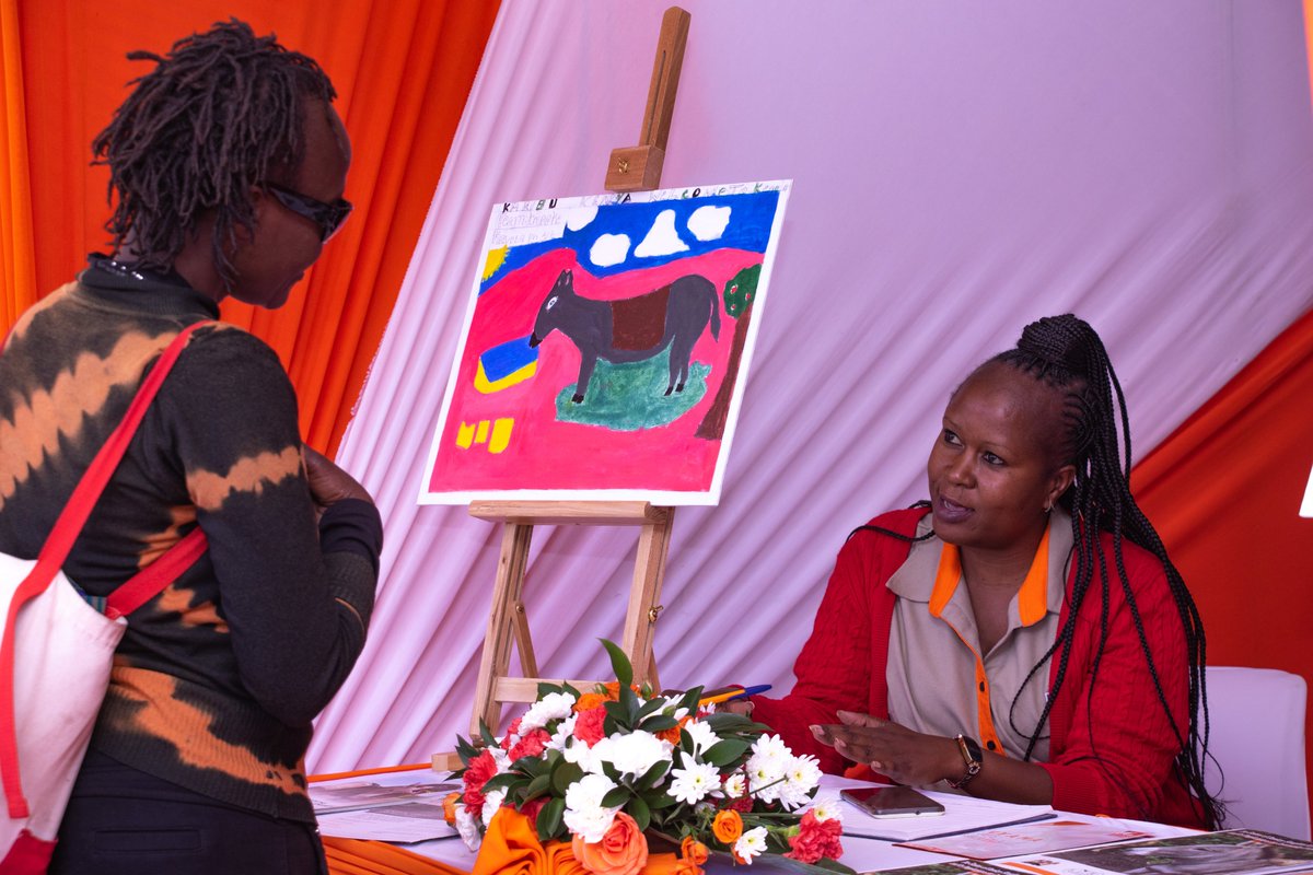 TheBrookeEA's tweet photo. It's Day 2 of #NGOWeek! At our booth, we're advocating for #NyamaSafeKwaPlate, urging the public to report mass donkey transport to prevent illegal bush slaughter. It's a public health issue!
Let's prevent the spread of zoonotic diseases! https://t.co/IQzXiPjQmU
