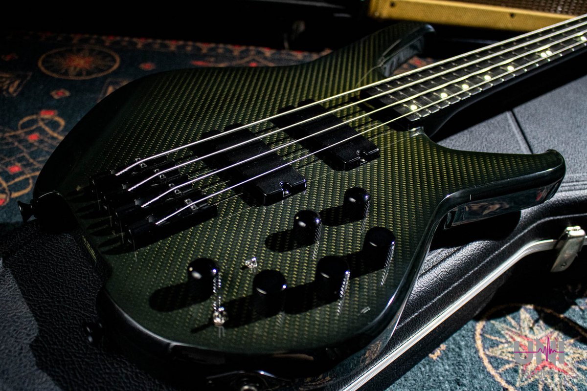 UnisoundY's tweet image. ／
6/20(木)14:15発売開始‼️
Status Graphite Chris Wolstemholme Signature Bass
＼

「MUSE」のベーシスト「クリス・ウォルステンホルム」のシグネイチャーモデル入荷！ミニスイッチによりLEDが点灯する仕様。
digimart.net/cat03/shop5031…
#StatusGraphite