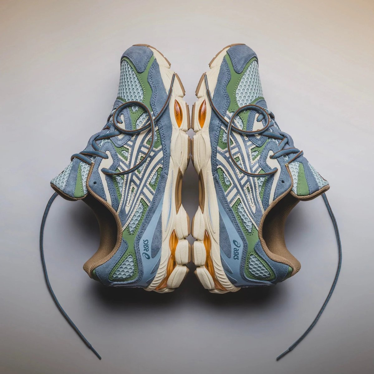 2024年 発売】 ASICS GEL-NYC “Cold Moss/Fjord Grey” (アシックス