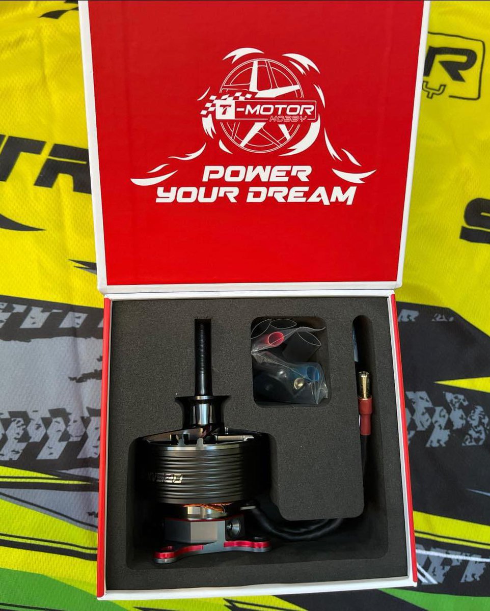 TMotor_Hobby's tweet image. 😏😏😏Some new AM Series items appearing
#tmotor #tmotorhobby #fixedwing #3d
AM116A 👉 TMOTOR AM116A 3D Brushless ESC For Fixed Wing Aircraft Competition – T-Motor Hobby