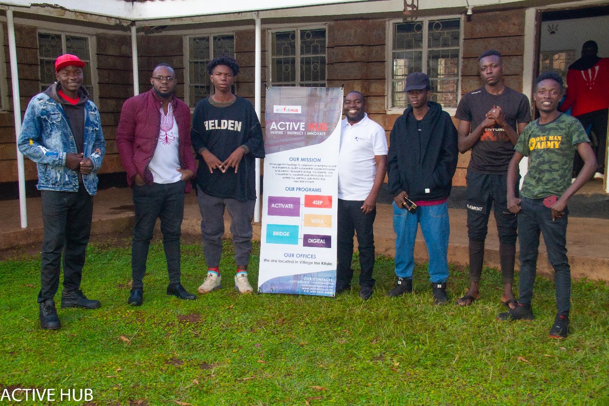 We hosted a successful conversation with the content creators in Kitale this past Monday. We explored the process, strategies, models, networks, funding opportunities available for creators in building content enterprises.
#creativeeconomy #contentcreationbusiness