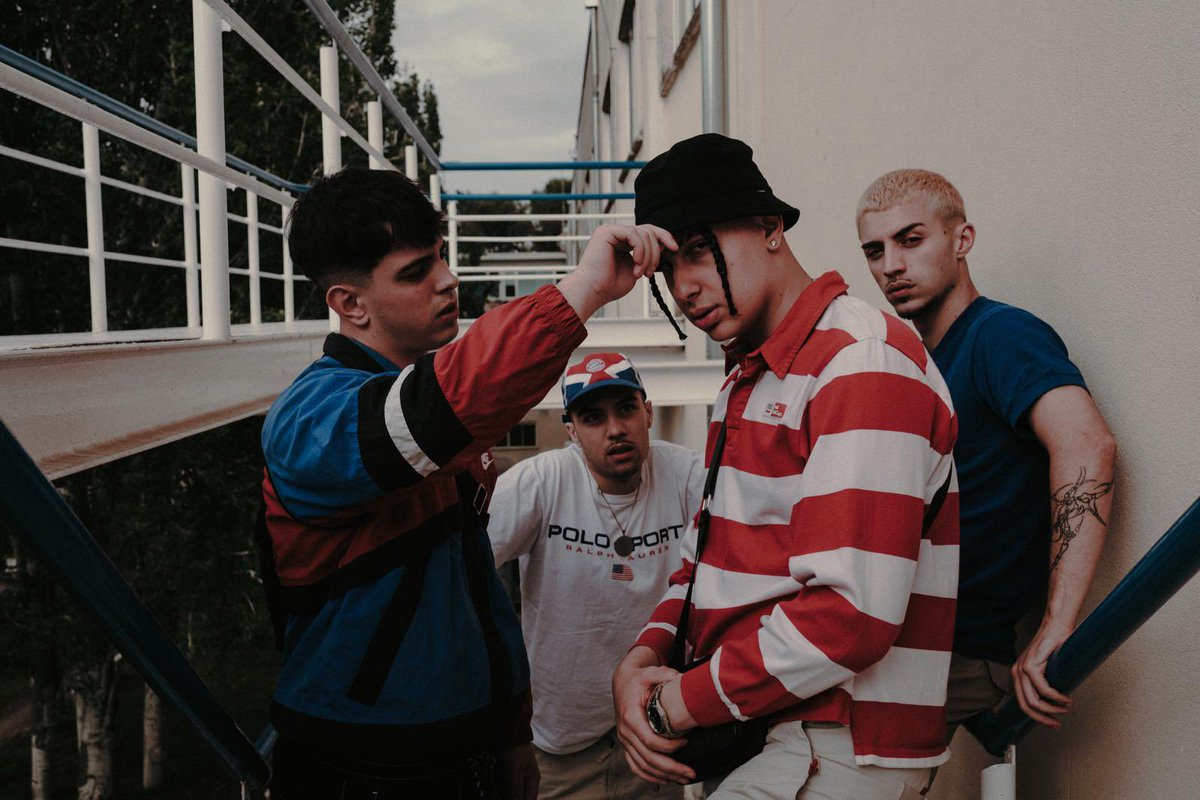 ESTE SÁBADO PRESENTARÉ X 1ª VEZ MI DISCO “EL MILAGRO” ✨ EN DIRECTO JUNTO AL RESTO DE VISIONARIOS 👁️ EN LA SALA B
 (MADRID, METRO BILBAO📍)
SE VIENEN PAR DE SORPRESAS 🎁