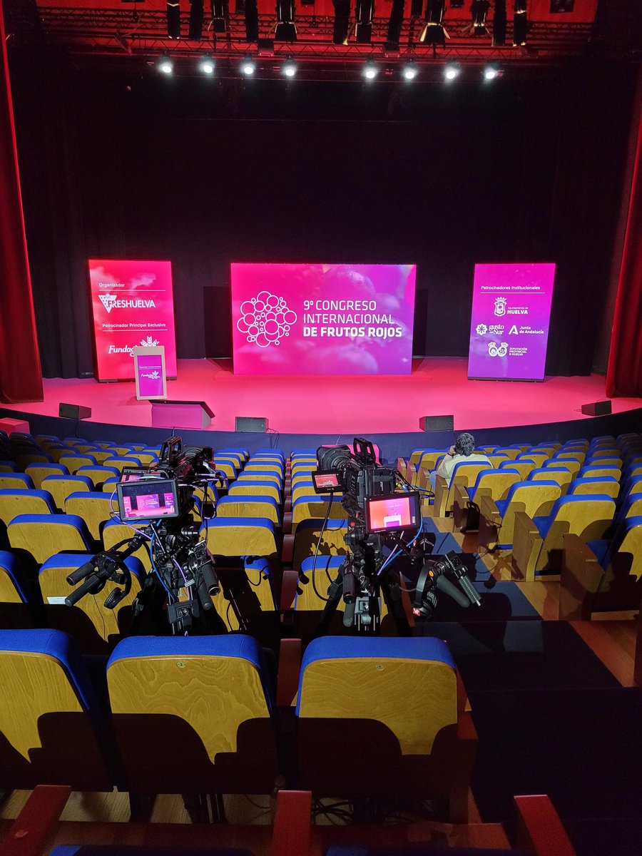 Manuel Pimentel Siles (@mpimentelsiles) on Twitter photo Llego a la gran sala de la emblemática #CasaColón, todavía vacía, en Huelva, la tartésica, donde pronunciaré la conferencia inaugural del IX Congreso Internacional de Frutos Rojos. Un sector innovador y pionero que nos aporta fruta sabrosa y saludable. Gracias <a href="/Freshuelvaes/">Freshuelva</a> Llego a la gran sala de la emblemática #CasaColón, todavía vacía, en Huelva, la tartésica, donde pronunciaré la conferencia inaugural del IX Congreso Internacional de Frutos Rojos. Un sector innovador y pionero que nos aporta fruta sabrosa y saludable. Gracias <a href="/Freshuelvaes/">Freshuelva</a>