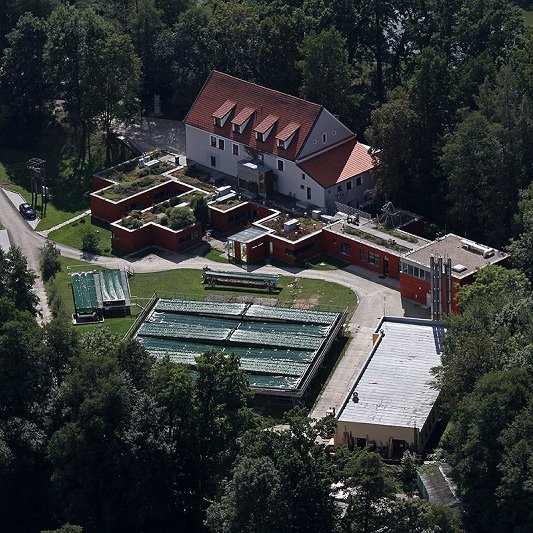 AlgatechTrebon's tweet image. Hledáme vhodného kandidáta na pozici "Specialista na vnitřní a vnější komunikaci" 💚 Více informací k pracovní pozici najdete na alga.cz/c-669-volna-mi…