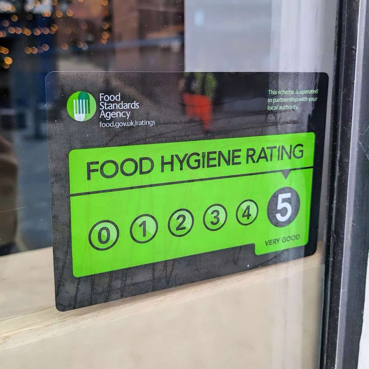 clockstudio_pre's tweet photo. Just saying... 😏

#foodhygiene #foodhygienerating  #ohyeahyeah https://t.co/9hKvCoeHaO