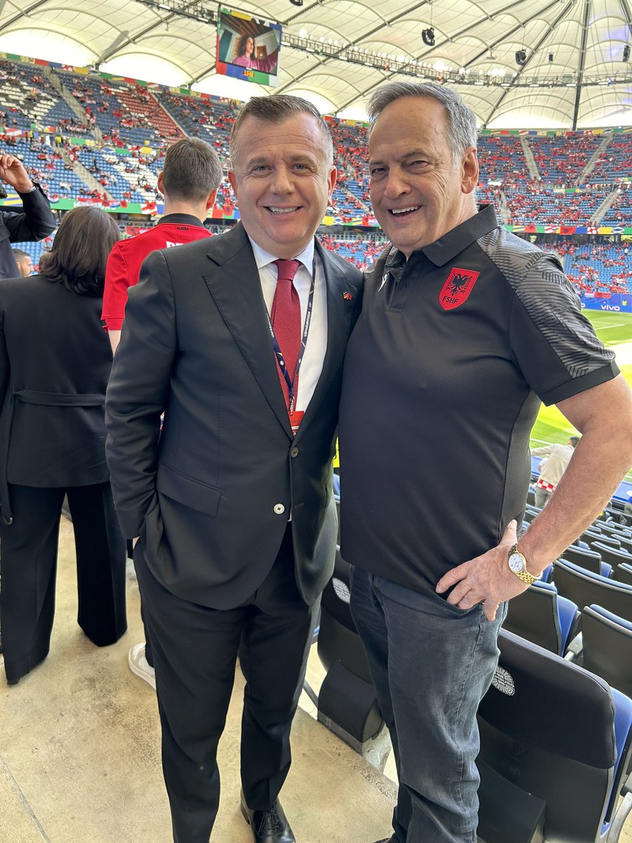 Good luck to the team of #Albania     ⚽️🍀🇪🇺