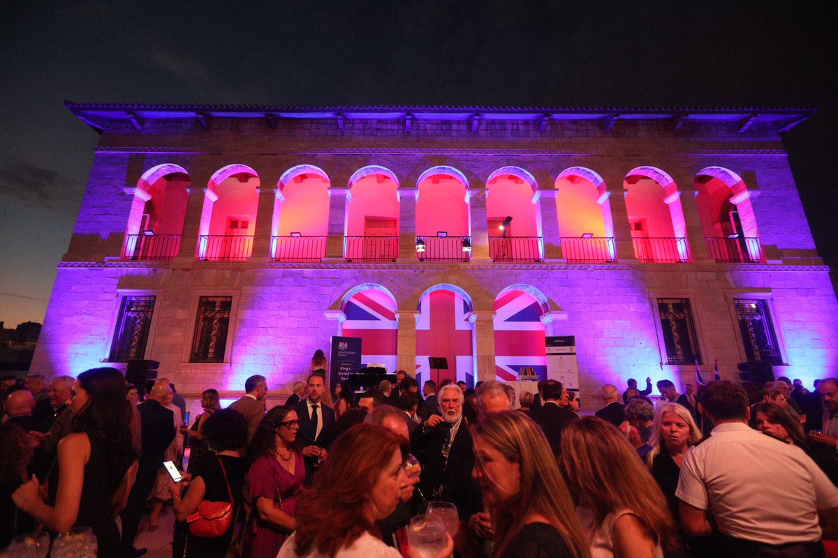 ukingreece's tweet photo. ✨ On Monday, 🇬🇧 Ambassador @FCDOMJLodge hosted the #KBP2024 in #Athens! ✨
 
The reception served as a celebration of our Monarch, as well as a wonderful opportunity to re-introduce two institutions that make up a significant part of #UKinGreece: @BritishCouncil &amp; @BSAthens. https://t.co/mi0FOQhAGI