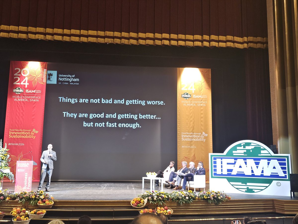 j_keeys's tweet photo. Powerful presentation by @Jack_A_Bobo at @IFAMAIntl world congress, Almeria 🇪🇸 

"Every 4 seconds, one person on our planet dies of hunger, and there's not a person here who wouldn't help if we saw this.
The problem is, we don't each see this, so we must increase the visibility" https://t.co/urdB8UP6xJ
