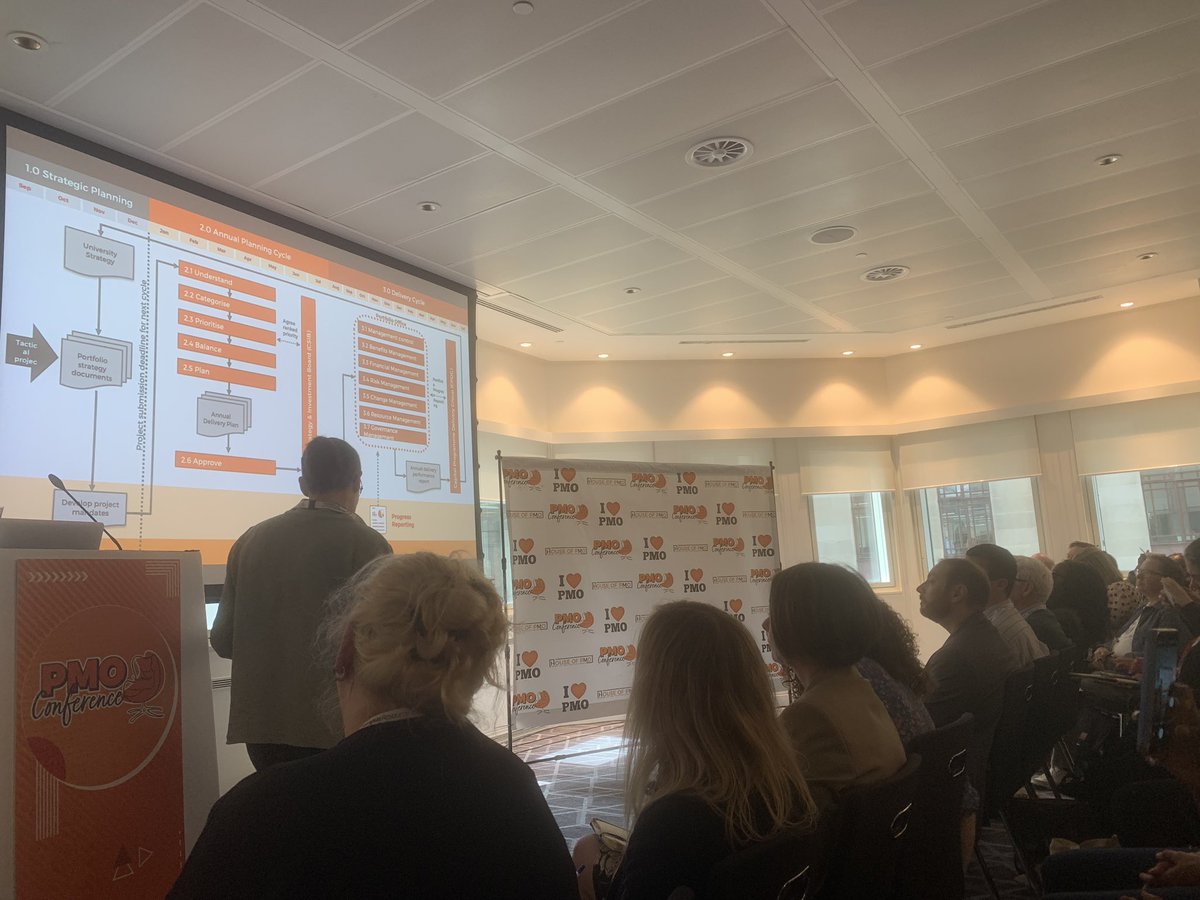 LouiseBarkerNHS's tweet image. Another great day in #London at the #pmoconference.  Listening to speakers about the new technology supporting efficiency in portfolio management and experiences from other industries.