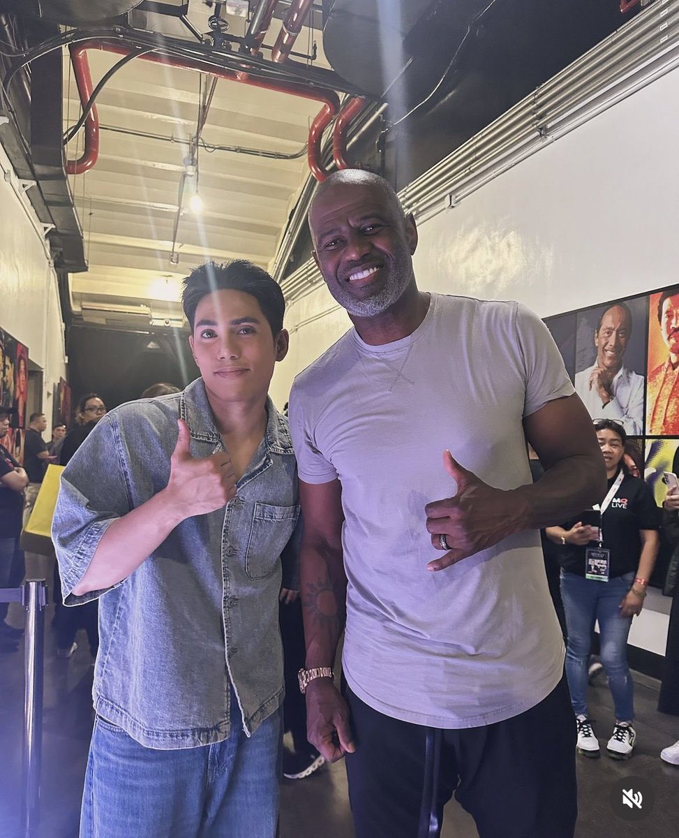 Stell and Brian McKnight 😭

STELL ON HITMAN CONCERT
<a href="/stellajero_/">Stell Ajero</a> #Stell
#StellAtDavidandFriendsTour