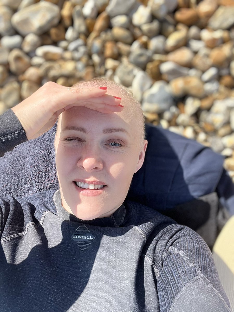 Caro_vs_Cancer tweet media