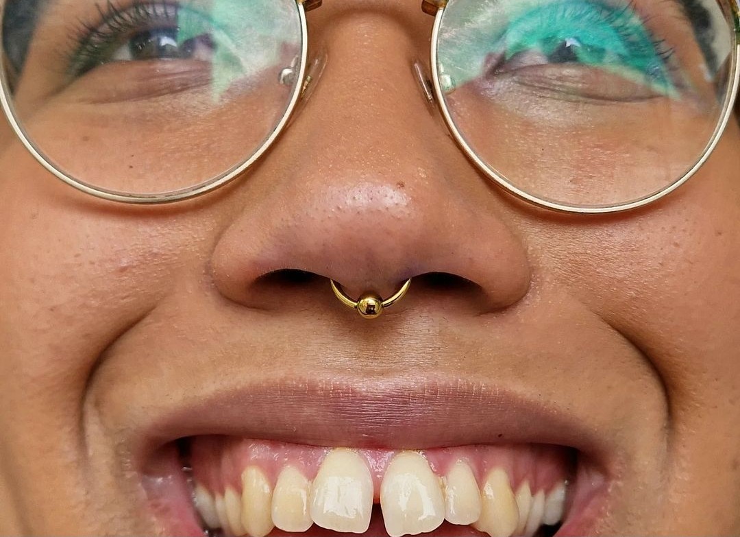 ForestPiercing's tweet photo. This client looks absolutely radiant with a septum piercing!
Jewellery by Anatometal and was pierced and anodised by Lola in Forest on a walk in Saturday!

We would like to remind everyone that we will be closed Saturday the 22nd of June as Lola is on annual leave ❤️ https://t.co/hrP67evhvA