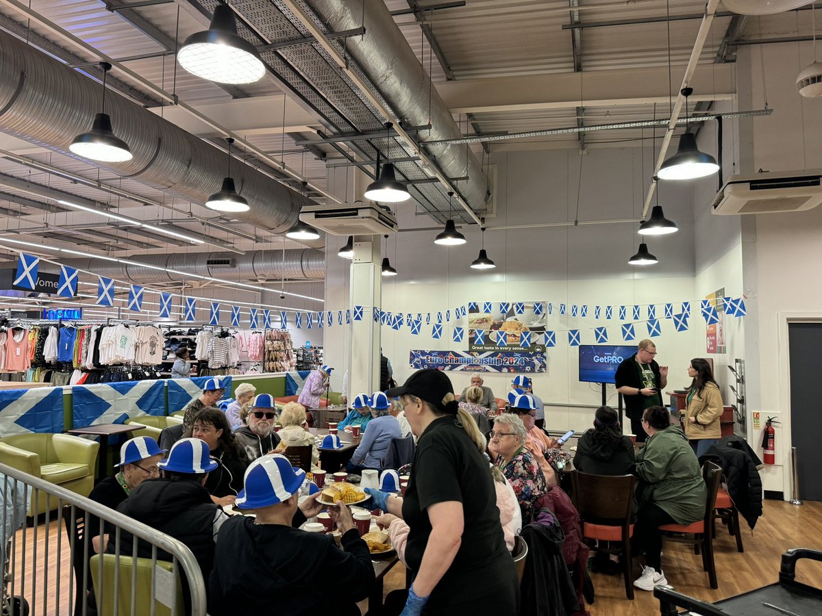 Clair Hufton (@clair_asdapr) on Twitter photo Up filming in Bearsden for our Nanzone ahead of tonight’s Scotland game. corporate.asda.com/newsroom/2024/… Up filming in Bearsden for our Nanzone ahead of tonight’s Scotland game. corporate.asda.com/newsroom/2024/…