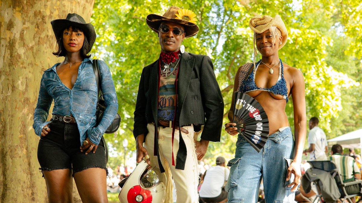 Black Joy and Western fashion abound at The Lay Out in Brooklyn. In honor of #Juneteenth, follow along as Vogue takes you inside the annual celebration, the community initiative aims to create moments for Black people to reclaim space, time, and energy: vogue.cm/fKWI2ZF
