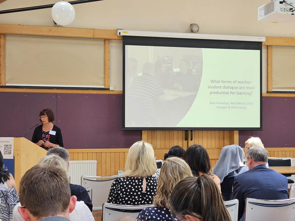 <a href="/CamEdFac/">Faculty of Education, University of Cambridge</a> &amp; <a href="/Camtree_HH/">CAMTREE</a> 's Pr Sara Hennessey - oracy and high quality dialogue for pupil learning: What the evidence says #oracy24!