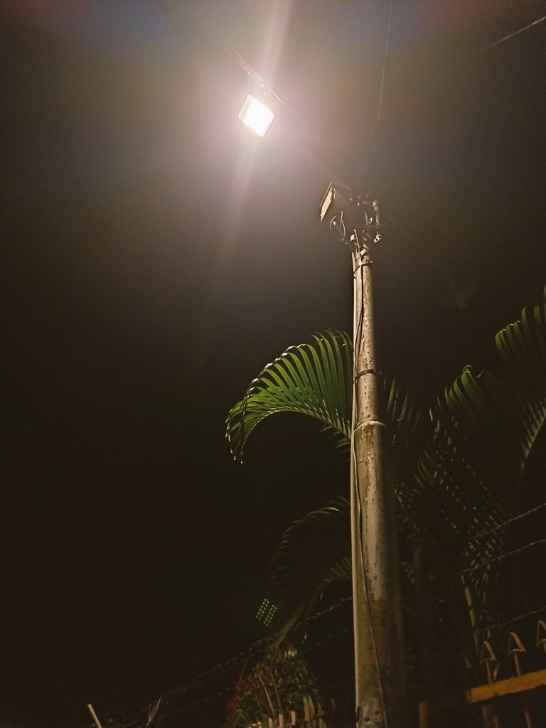 SelfReminderID's tweet photo. "jangan terlalu mengejar dunia,
karena setiap yang bernyawa,
pasti akan kembali kepada yang maha kuasa." https://t.co/rvCxiVgwIT