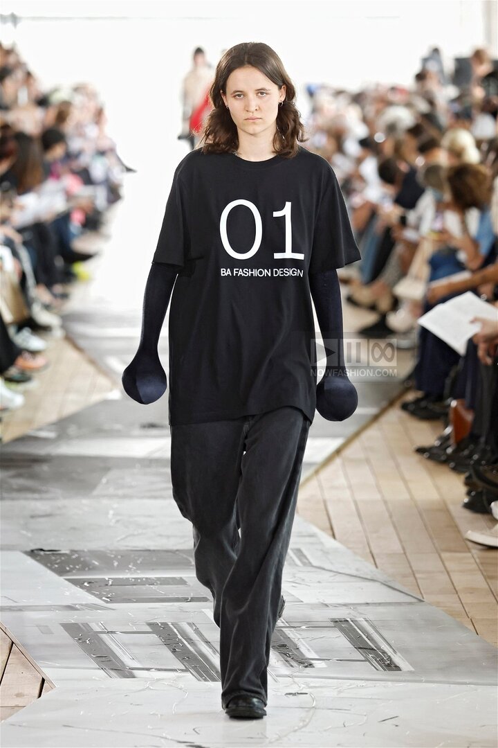 nowfashion's tweet photo. New collection posted: IFM Bachelor Of Arts Menswear Spring Summer 2025 Paris 
See the collection here ->>https://t.co/Rw2wTo3Tu7
#NOWFASHION #fashionweek #fashionshow #MFW #Menswear #SS25 https://t.co/elAs1iyI4B