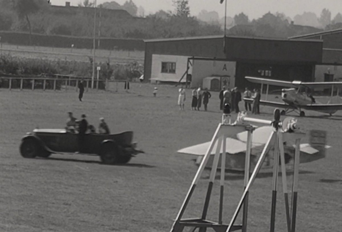 #Brabant-liefhebbers opgelet: er staan in totaal 28 ‘nieuwe’ historische #films uit onze regio vanaf nu op het foto- en videogeheugen van Noord-Brabant: @BrabantinBeelden. De #filmrollen van het #RHCe zijn recent gedigitaliseerd en nu te zien via  BrabantinBeelden.nl