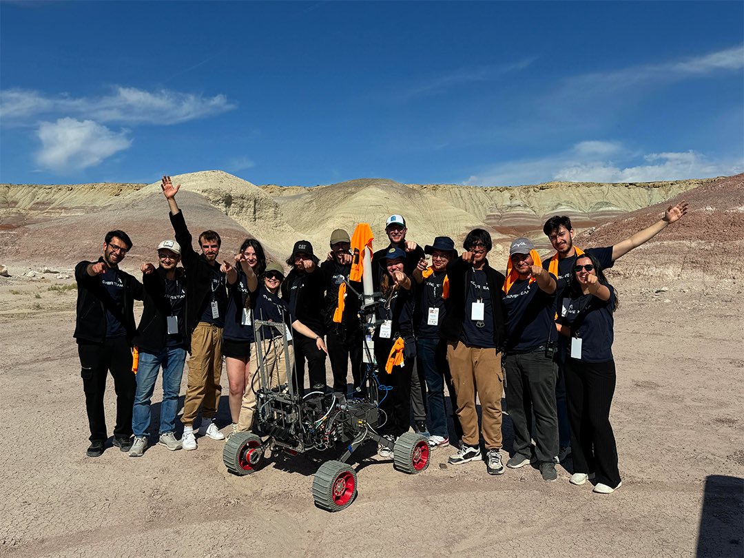 itu1773's tweet photo. İTÜ Rover Takımımız, University Rover Challenge'ta dünyada 102 takım arasında 15'inci, Türk takımları içinde ise en yüksek dereceyi elde etti! 🏆🐝 @ituroverteam

⁠⁠✅ Core Science görevinden 35 puan üzerinden 34 alarak 2. sırada yer aldı.
✅ ⁠⁠Robot kol görevinde 63 puan alarak 6. takım oldu.

#ITUGURUR