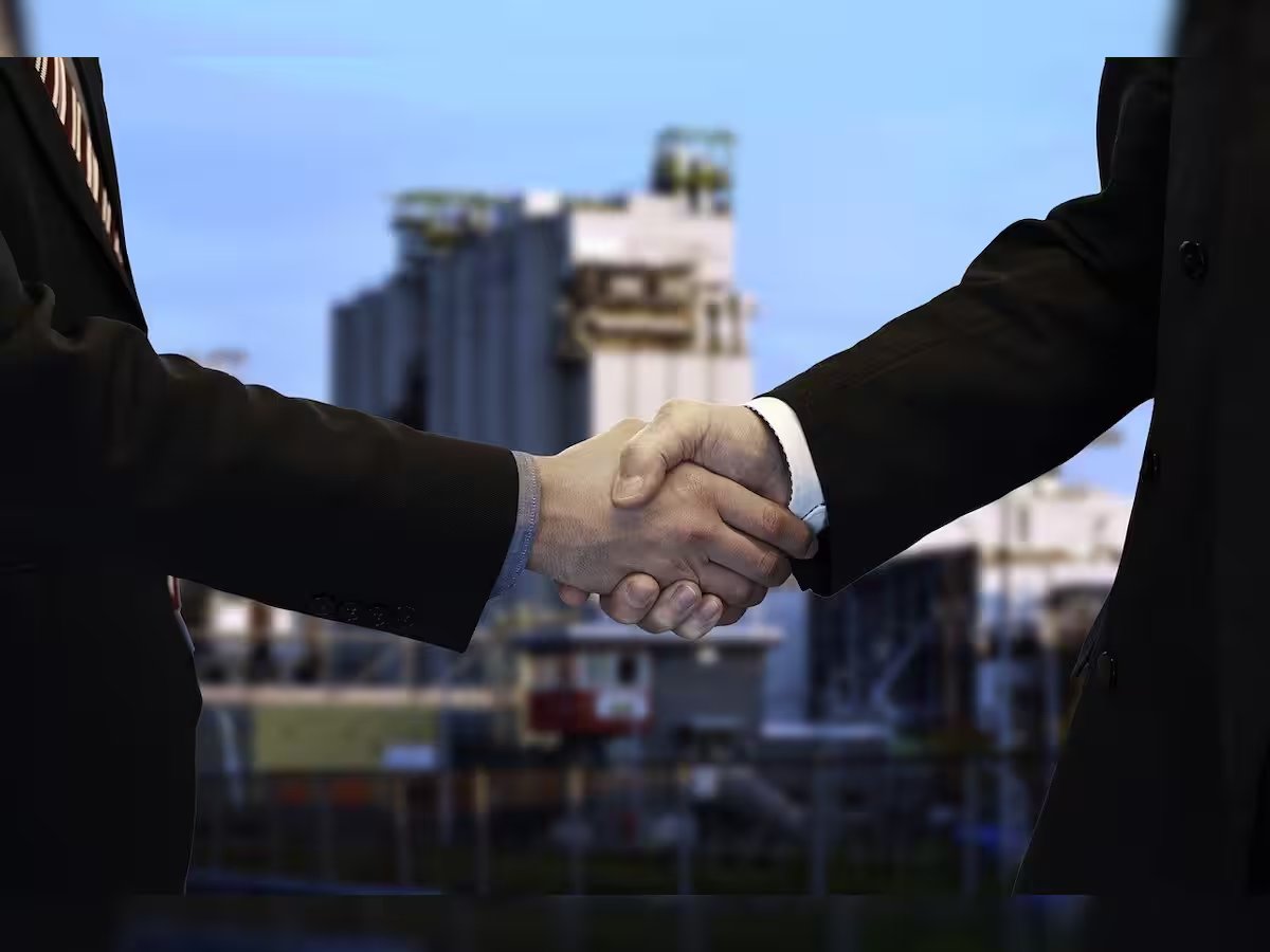 autophareind's tweet photo. JSW MG Motor India partners with #TataCapital to offer #financing solutions to dealers https://t.co/1tAJySnfec