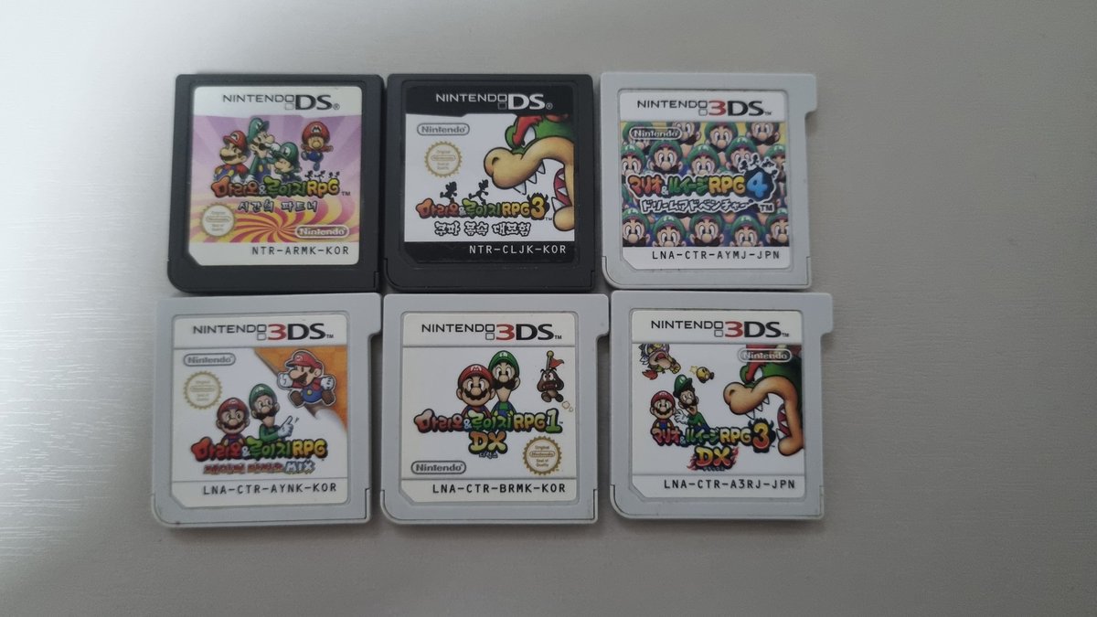HOXY71250081's tweet photo. 子供の頃、このゲームで任天堂に入門した記憶があります。(初めての作品は韓国になかったので手に入れませんでした)
青少年になって3DXをするために日本版任天堂を買いましたが会社の破産の知らせがとても残念でした。
今です。 私の思い出を生かしてくれてありがとうございます。
#マリオルイージRPG https://t.co/Tzp4hbv5vX