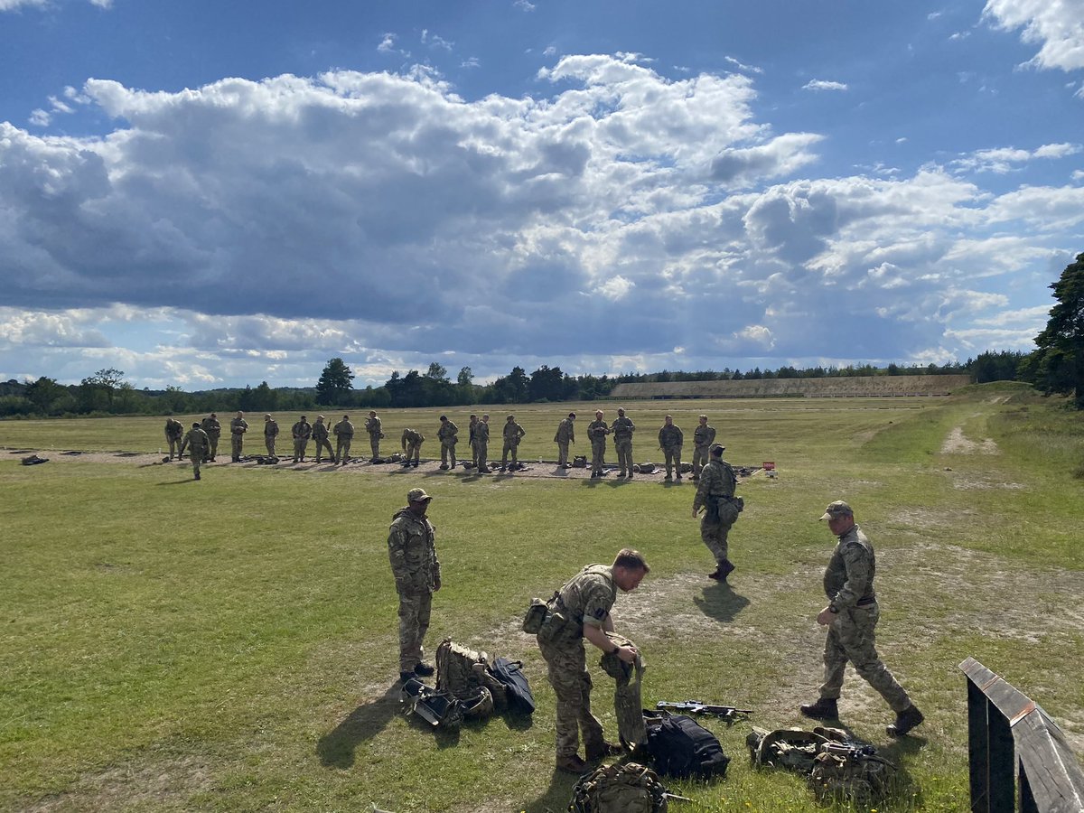 Stage 6. The competition for the King’s Medal for Champion Shot of the Air Forces, there were ups and downs! 

1. Cpl Webb - 1409 ↔️
2. FS Guard  - 1389 ⬆️
3. Sgt Mitchell - 1374 ⬇️
4. Chf Tech Coates - 1284 ↔️
5. Sqn Ldr Waters- 1265 ↔️

<a href="/HarvSmyth/">Air Chief Marshal Harv Smyth, CAS RAF</a>