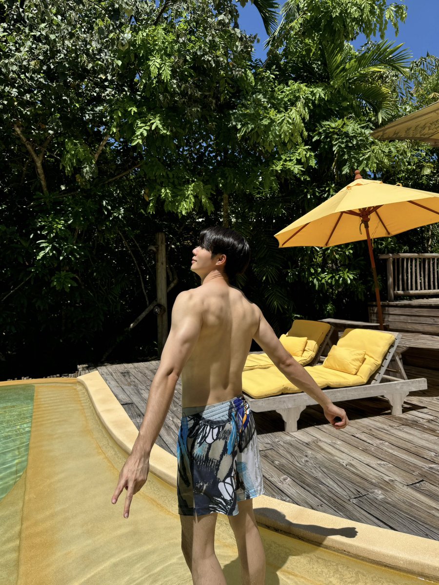 zee_pruk's tweet photo. Sunbathe 🌞 #ZeePruk https://t.co/cbT6zTEVgD