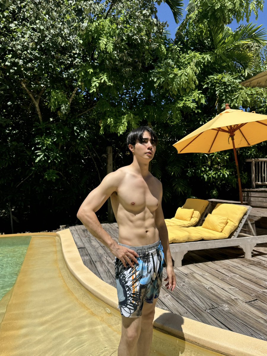 zee_pruk's tweet photo. Sunbathe 🌞 #ZeePruk https://t.co/cbT6zTEVgD