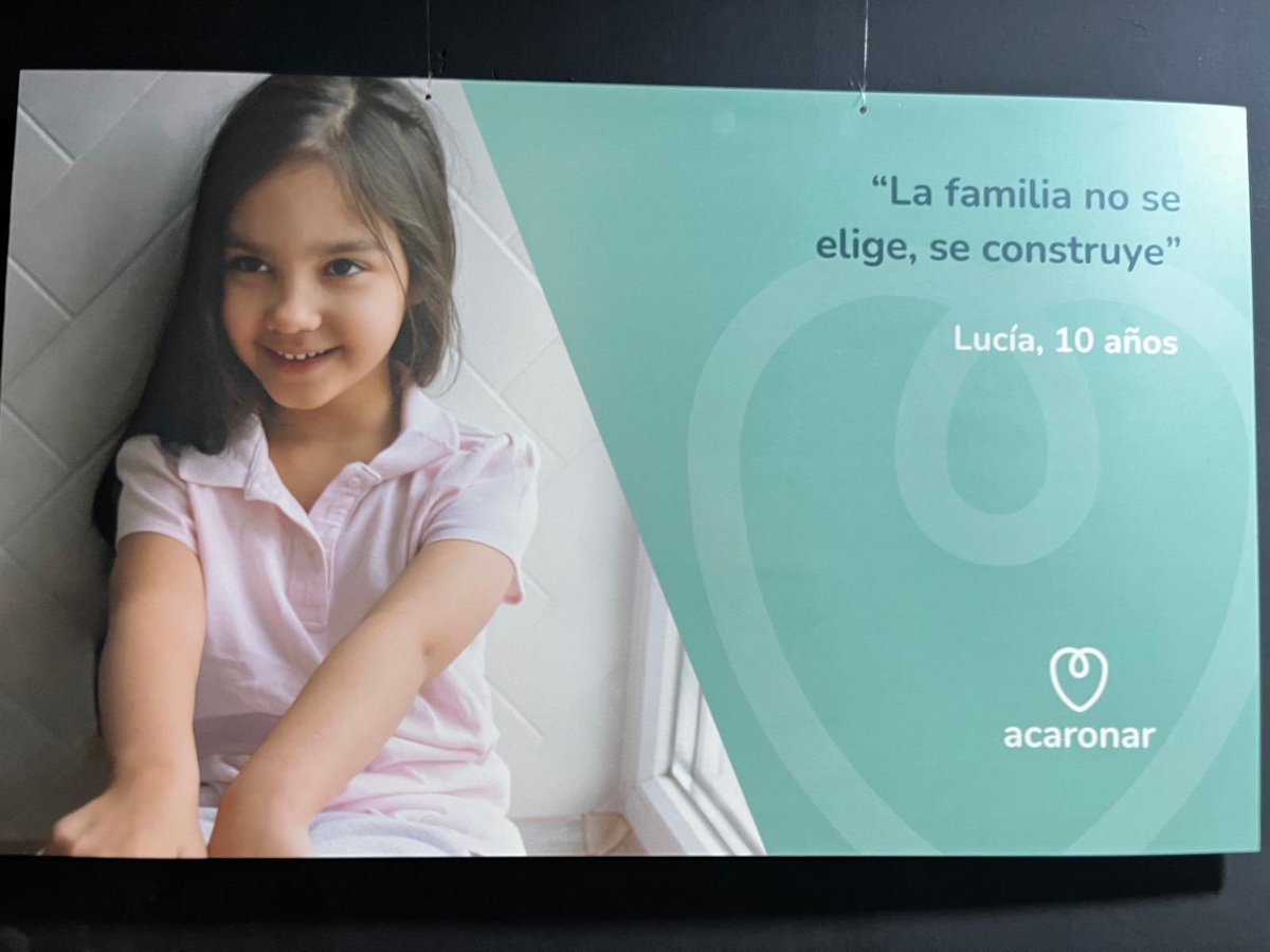 coeescv's tweet photo. 👧🏻 ¡Nueva oficina de acogimiento familiar de ACARONAR! 🎉
Ayer, nuestras compañeras de Junta de Gobierno, Elia Santiago y Laura Martínez, asistieron a la apertura de la nueva oficina #Acaronar en el Teatro Círculo de Benimaclet.
#AcogimientoFamiliar #EducaciónSocial #COEESCV https://t.co/BJtrU2w0K9