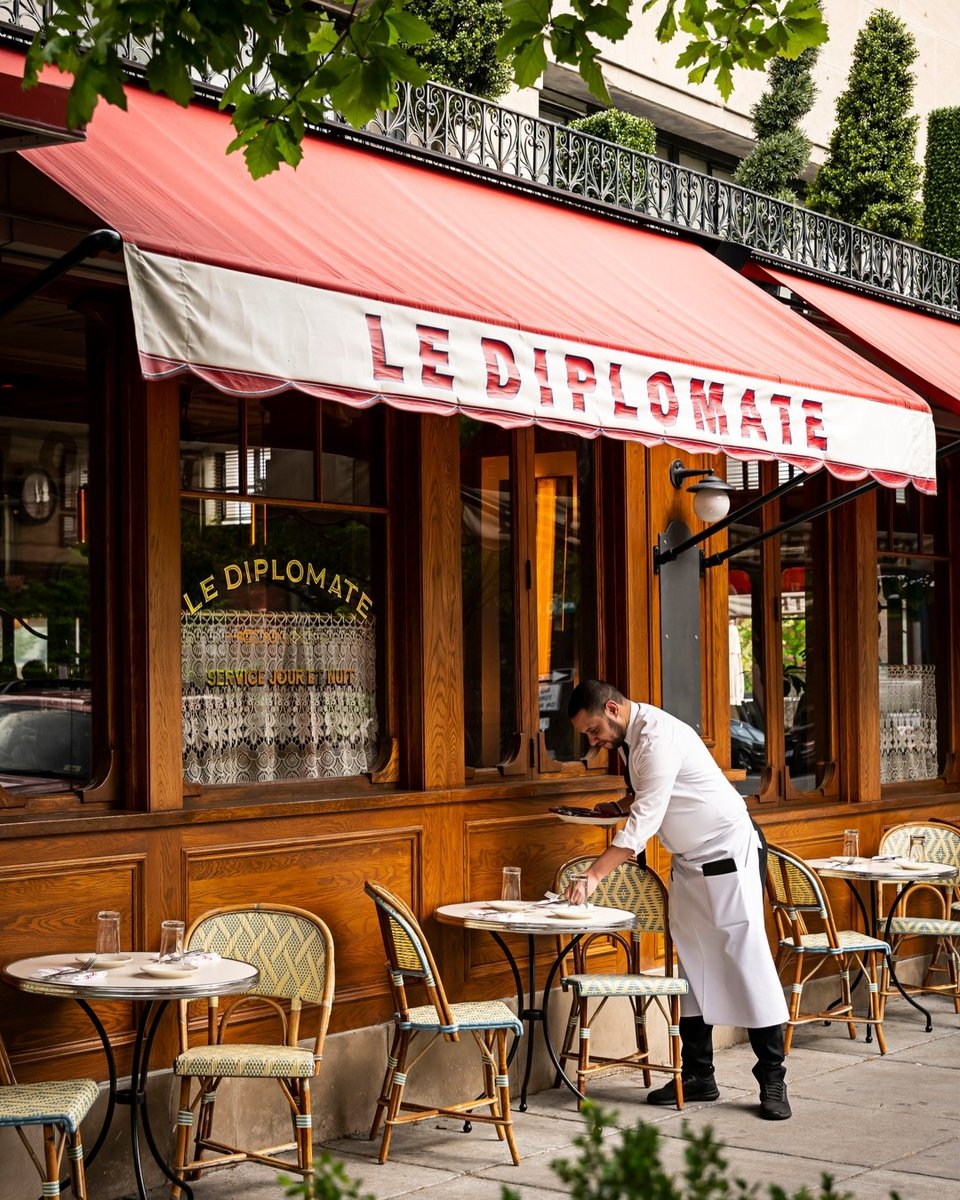 Would you savour the charming spirit of this Parisian brasserie <a href="/lediplomatedc/">Le Diplomate</a> and indulge in al fresco dining? #CapitalRegionUSA

📸: <a href="/lediplomatedc/">Le Diplomate</a>