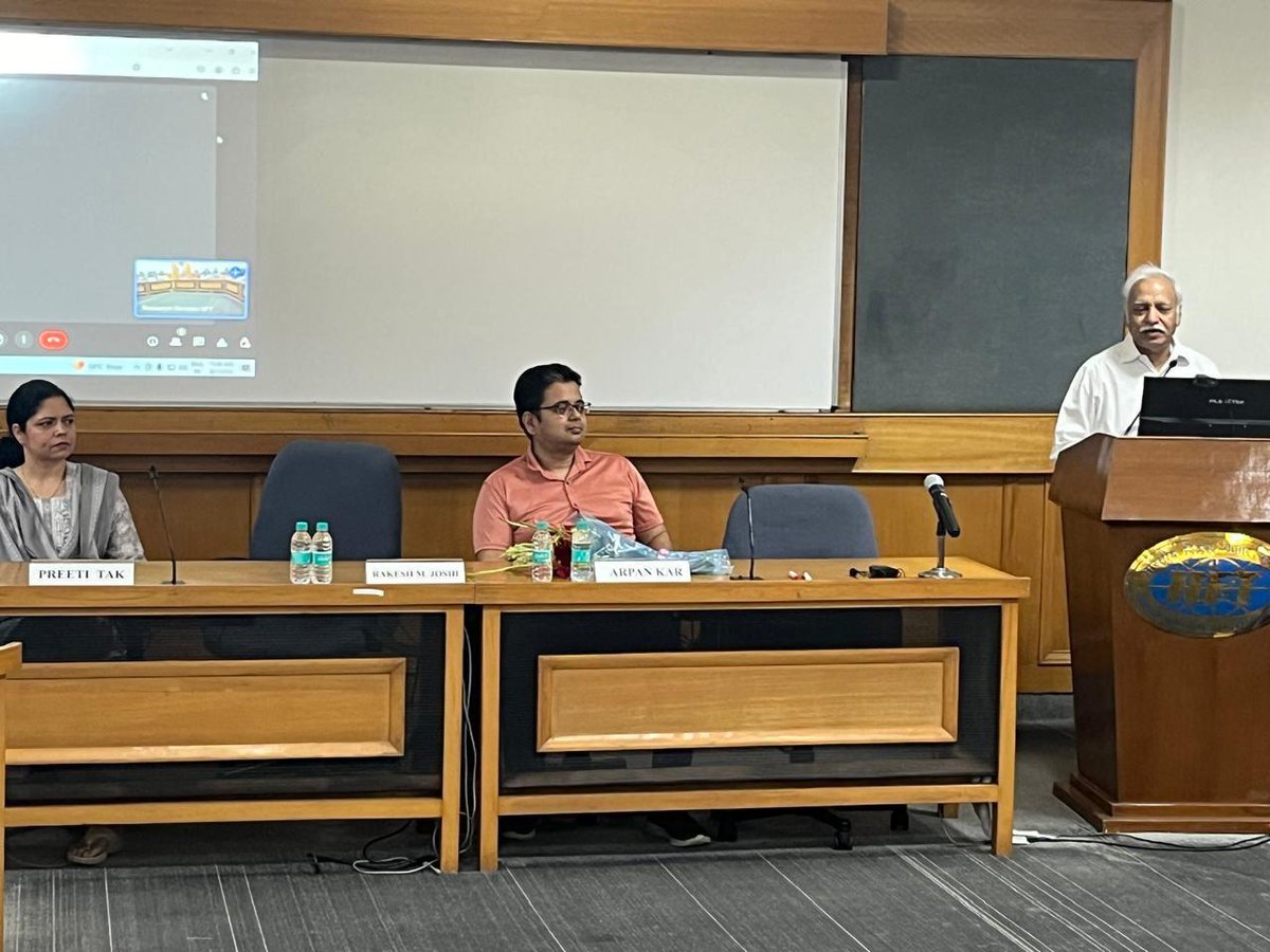 iift_official's tweet image. Delighted to host Prof. Arpan Kar, an Eminent Professor of Information Systems at IIT Delhi, for an insightful Research Talks session at IIFT,  Delhi. 
We extend our gratitude to Prof. Kar and all the attendees for making this event a success!
#Researchpaper #researcharticles