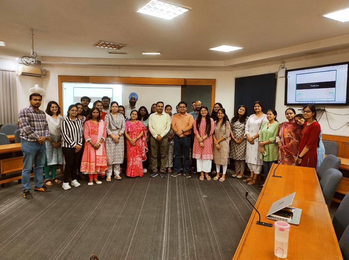 iift_official's tweet image. Delighted to host Prof. Arpan Kar, an Eminent Professor of Information Systems at IIT Delhi, for an insightful Research Talks session at IIFT,  Delhi. 
We extend our gratitude to Prof. Kar and all the attendees for making this event a success!
#Researchpaper #researcharticles