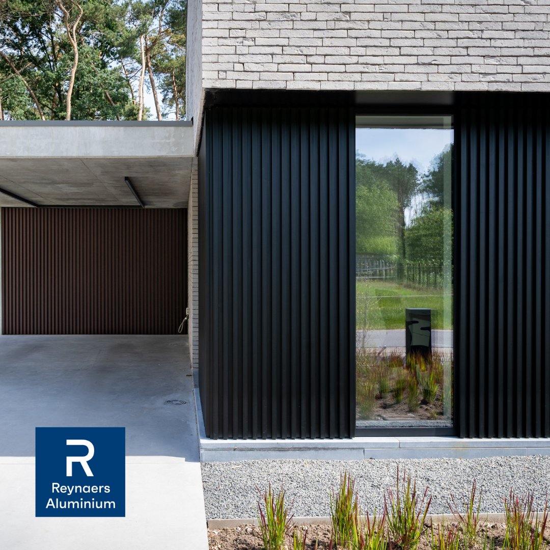 La solución de revestimiento Paralline ofrece un aspecto original a cualquier proyecto. Sus múltiples variantes de diseño se enlazan sin fin para crear patrones únicos en todos los colores RAL posibles.

brnw.ch...

#ReynaersAluminium #Togetherforbetter