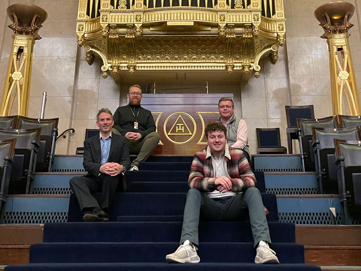 Calling all #Craftcast fans - Get ready for a brilliant episode featuring the Royal Arch! 🔵🔗🔴

Special guest Elliot Chevin discusses the Royal Arch's deep connection to Craft #Freemasonry, and the importance of companionship🤝

Tune in to Craftcast⏬
🔗ugle.org.uk/discover-freem…