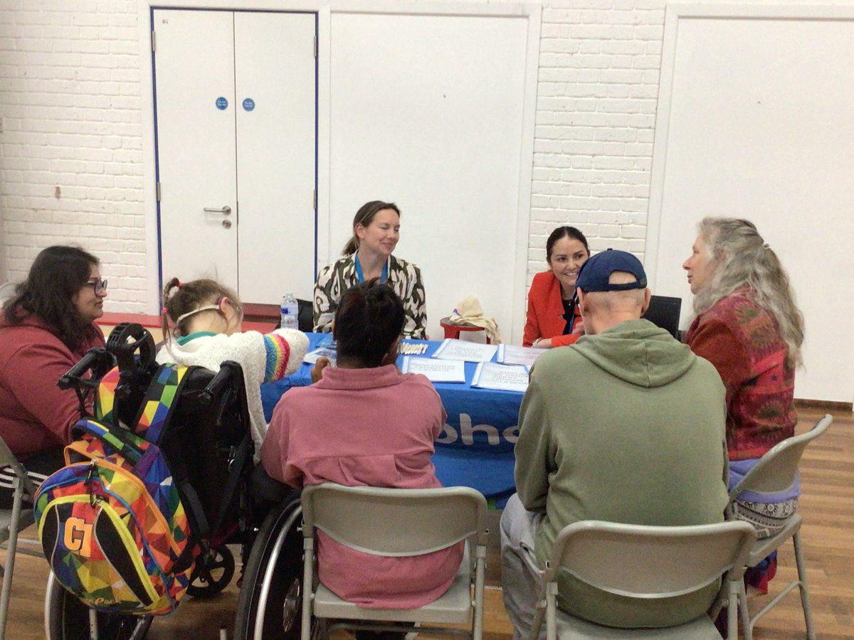 ✨Thank you to our learners, our families and carers and local colleges and charities who came to our careers fair last night! It was brilliant to hear the destinations available for our students after Bedelsford and we look forward to hosting this again next year!