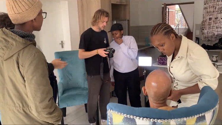 <a href="/phumimorare/">Phumi Morare</a> In “small details BIGGER PICTURE” 21yr old Thando Bungane speaks to her peers about the then upcoming 2024 elections. She unpacks “the profound impact of voting through personal and historical lenses.” An AFDA offering.