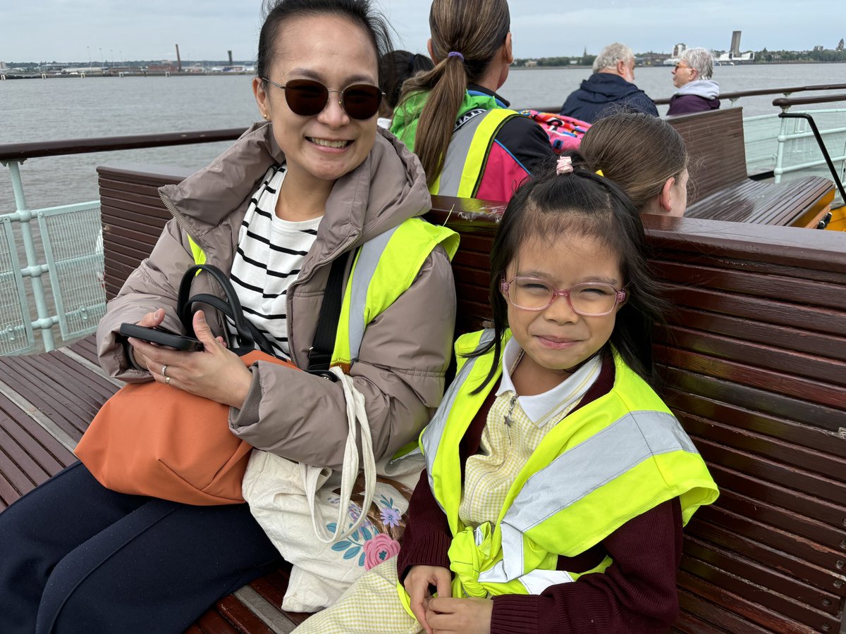 MrsGriffalo's tweet photo. Thankfully we made our 10am Ferry Sailing x https://t.co/1714JIuOrv