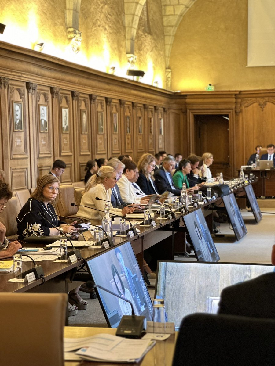 MajoriteDep49's tweet photo. Ce matin s’ouvre l’assemblée départementale où sera voté le budget supplémentaire du @Maine_et_Loire. Malgré un contexte tendu, le Département continue d’investir dans l’humain et l’enfance avec près de 10M€ supplémentaire. https://t.co/mo1YBJtHpf