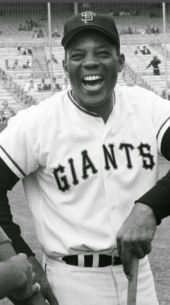 cezaar19's tweet photo. Known as "THE SAY HEY KID" baseball legend Willie Mays passed at age 93 https://t.co/J8W0a4BJIv
